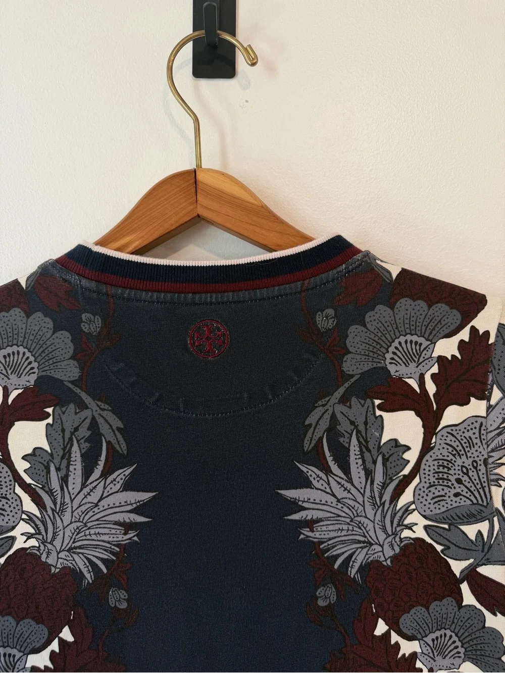 Tory Burch Printed T-Shirt Dress Imperial Garnet Wonderland Vine Women’s Size XS